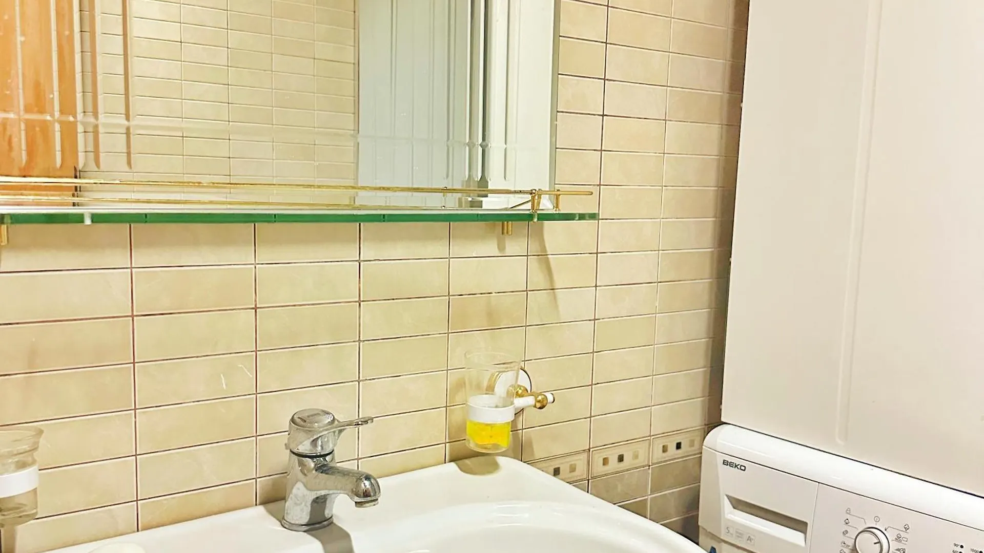 Ervin Apartment - 5 Min To Skenderbeg Square Tirana Albánie